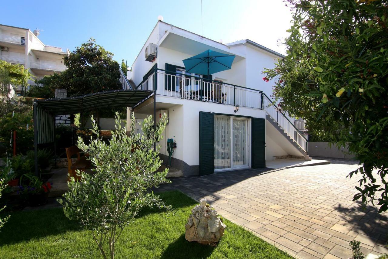 Vila Luxury House With Pool Trogir Exteriér fotografie